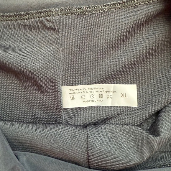 Women’s swim shorts - Picture 5 of 5